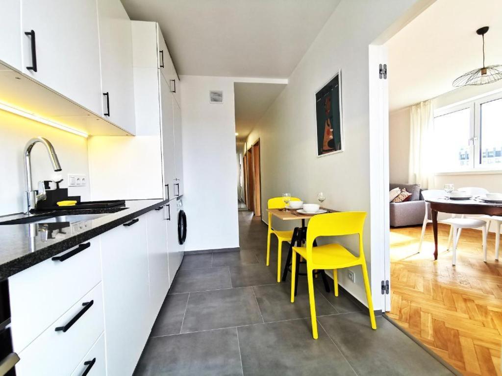 Wroc'Love Haukego Bosaka Check-In 24H Вроцлав Экстерьер фото